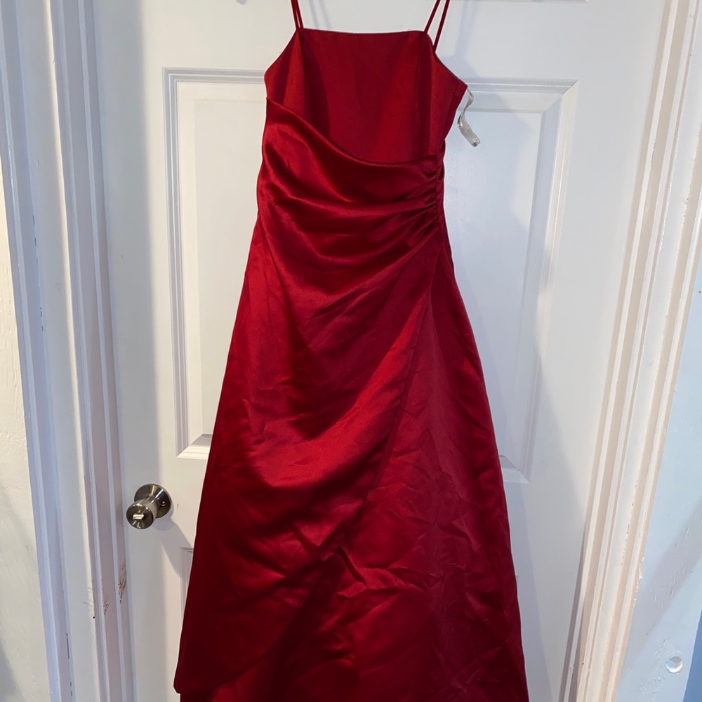 NWOT David’s bridal childrens red dress
